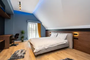 Sunflower | Chic Loft close to the Piata Unirii - Image 3