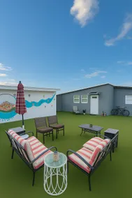 Three Bedroom House Near Beach W/ WiFi & Parking - Image 2