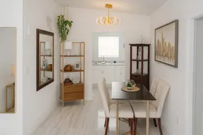 Three Bedroom House Near Beach W/ WiFi & Parking - Image 4