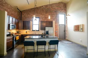 Industrial Escape [Large 2bdrm/2bath] - Image 4