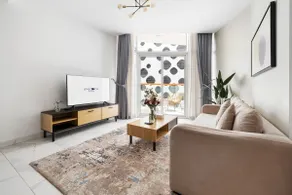 Marvelous 1-Bedroom Apartment | Burj Khalifa View - Image 5