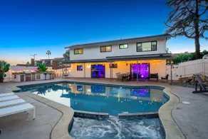 Large Home Heated Pool Spa | Game Room (Sleeps 30) - Image 2