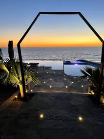 Triton's Place Oceanfront-Heated Pool - Image 5