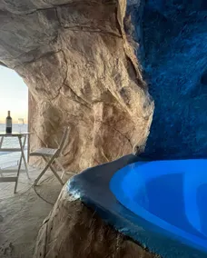 Triton's Place Oceanfront-Heated Pool - Image 3