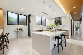 10BR House | Sleeps 20, Pool & Waterview | Putney - Image 5