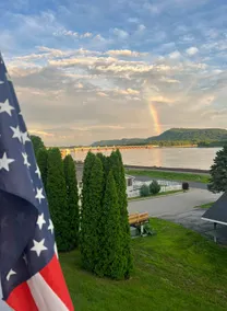 A fully remodeled home overlooking Mississippi River in a charming river town! - Image 2