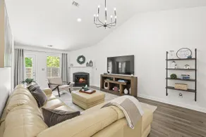 A Luxurious, Newly Renovated Ranch (2012 sqft) - Image 5