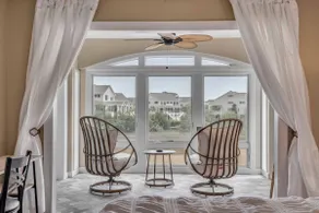 Beautiful Marsh Front Villa - Image 3