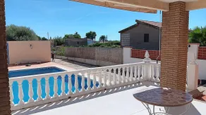 Nice house with pool and barbecue - Image 3