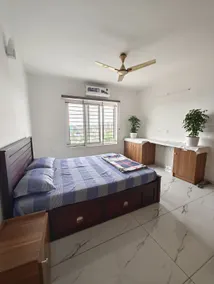 Luxurious Apartment with a pool and gym near Trivandrum railway station - Image 2
