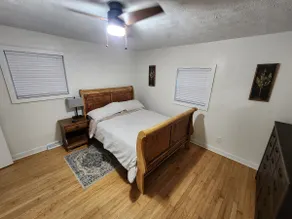 Cheerful 3 bedroom home out in the country side. - Image 5