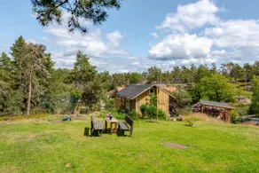 Cozy cottage with sauna at Tyresta close to Stockholm - Image 3