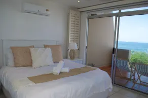 Beautiful Casa Branca on Umdloti Beachfront *Pool - Image 5