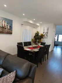 Modern 5-bedroom house close to Ardagh Bluffs - Image 5