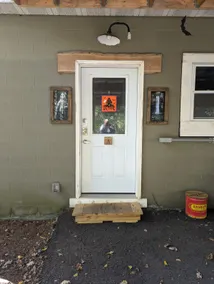The Old Volks Home, the Falls Apartment (Unit A)! - Image 5