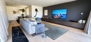 Absolute Waterfront with Oversized Private Terrace - Image 3