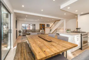 5BR lower TD home, fully renovated and hot tub - Image 5