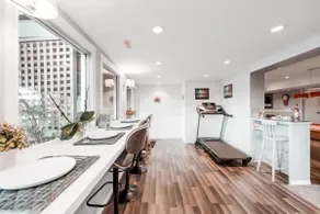 Riverside Walkout - Hottub Pooltable Fire Kitchen - Image 4