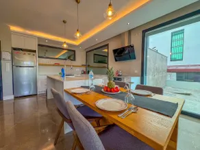 Sea view villa with private pool, 5 mins to beach - Image 3