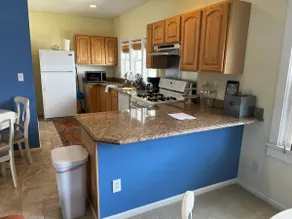 Scenic 2 bed, 1.5 bath condo with river views on St. Clair River - U2 - Image 2