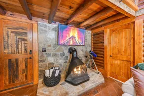 Romantic cabin North GA Mountains - Image 5
