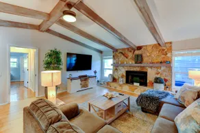 Spacious pool house minutes from Siesta Key Beach - Image 5