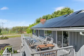 Exceptional Contemporary Retreat with 4 King Beds in Mystic CT - Image 4