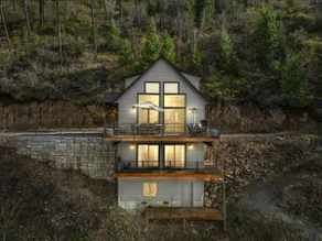 CDA Lakeview Escape | The Healing House Collective - Image 2