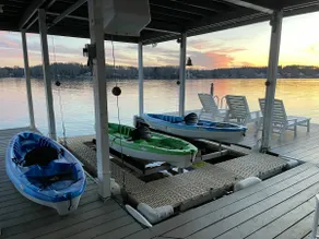 MAIN LAKE VIEWS - Fire Pit - Kayaks, SUPs - Pool Table - Bikes - Image 3