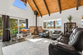 Best views in Pine Mountain Lake with pool! - Image 2