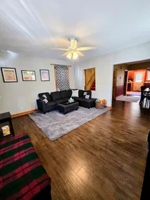 Spacious Oakley Home, Conveniently Located - Image 3
