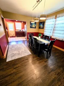 Spacious Oakley Home, Conveniently Located - Image 5