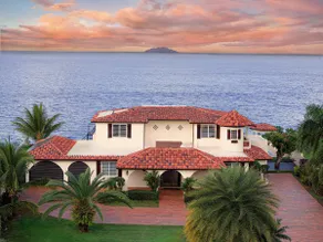Spectacular Pool  |  HOT TUB | Swim-Up-Bar | Walk to Beach - Image 2