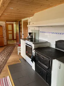 Spacious villa in the countryside near lake and forest - Image 4