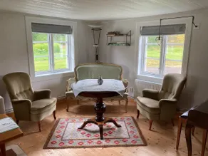 Spacious villa in the countryside near lake and forest - Image 5