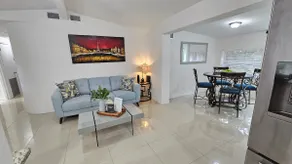 Peaceful 4 BR Home, with pool table and big yard! - Image 4