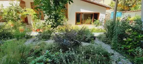 Perfect oasis retreat with gardens & outdoor pool. - Image 4