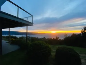 Nice house on a plot, with a pool and ocean views - Image 3