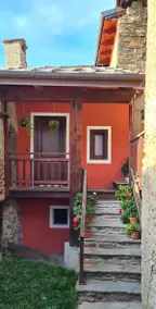 Mezzanine apartment in an alpine hamlet - Image 2