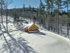 Blaisdell's Adirondack Cabins - Image 5