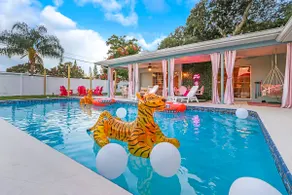 Clearwater GLAM | Pool, Games, Hot Pink Oasis! - Image 1