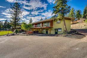Stay+Play @ “The Haven at Deer Park” Vacation Home - Image 2