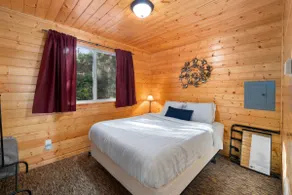 Hot Tub Cabin #11 - Image 3