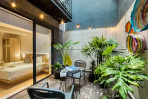 Refined Apt w/Private Patio | Near Luxury Shops - Image 3