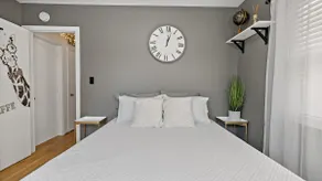 Cozy Pet Friendly w/Outdoor Dome close to Old Town - Image 2