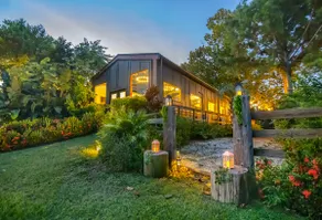 Private Country House | 16 Guests | Gatherings - Image 2