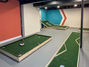 Royal Retreat 3BR/3BA|Movie Theater|Mini Golf|Bar - Image 2