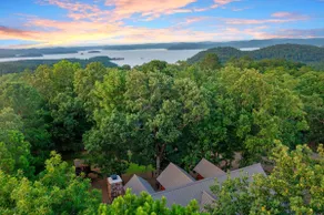 Big Sky Mountain Lodge-Spectacular Views-Hot Tub\\GameRoom\\Play-Set\\Hike To River - Image 5