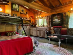 OWL NEST: serene stream side retreat for 2 or 3 - Image 3