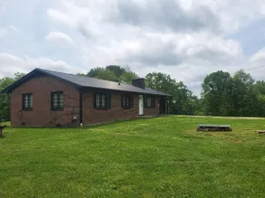 Classic West Virginia Rustic 3 Bedroom House - Image 5